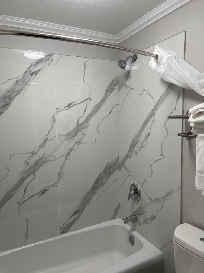 Mainstay Suites Florence Eksteriør bilde