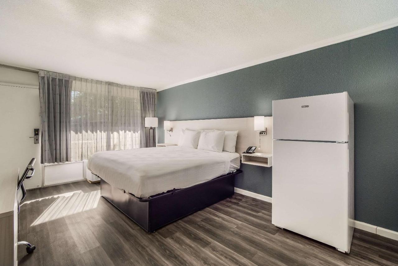 Mainstay Suites Florence Eksteriør bilde