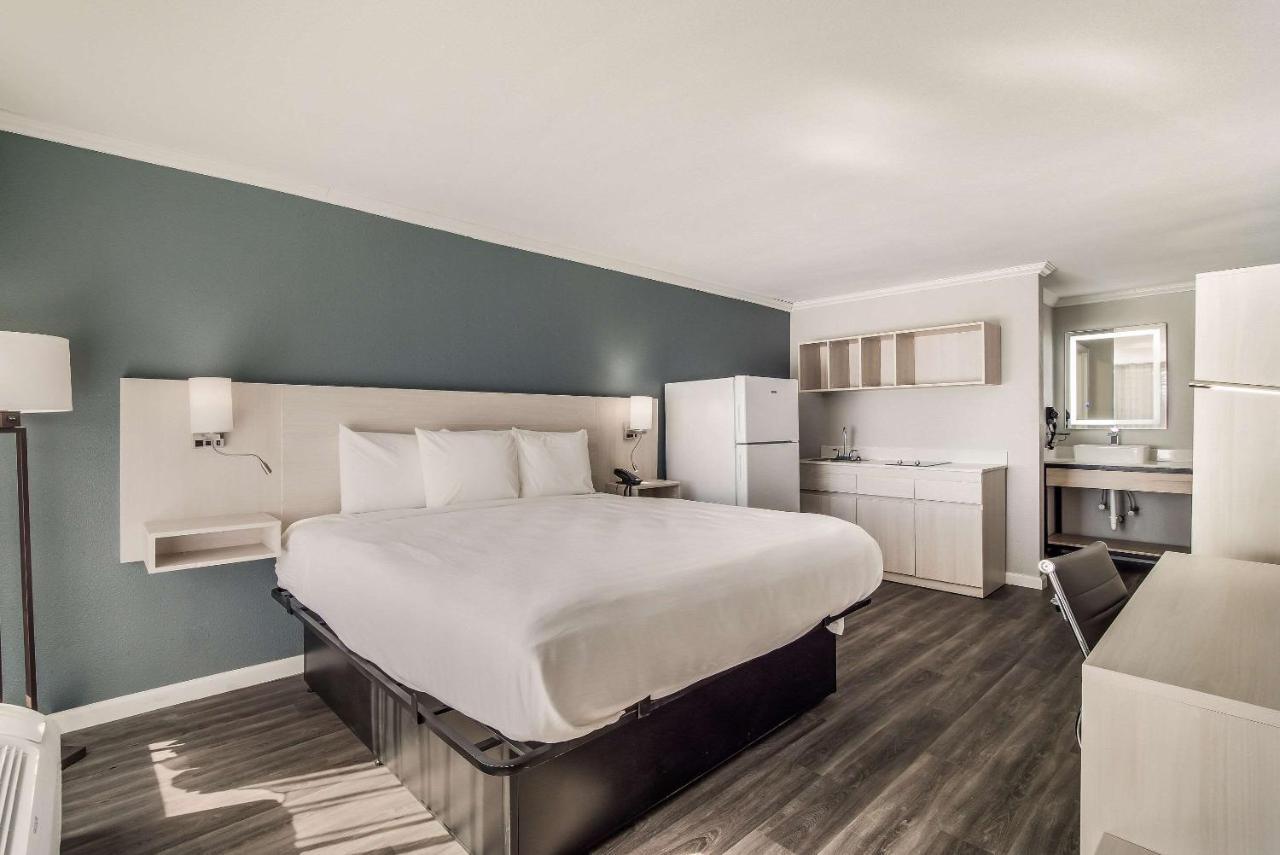 Mainstay Suites Florence Eksteriør bilde